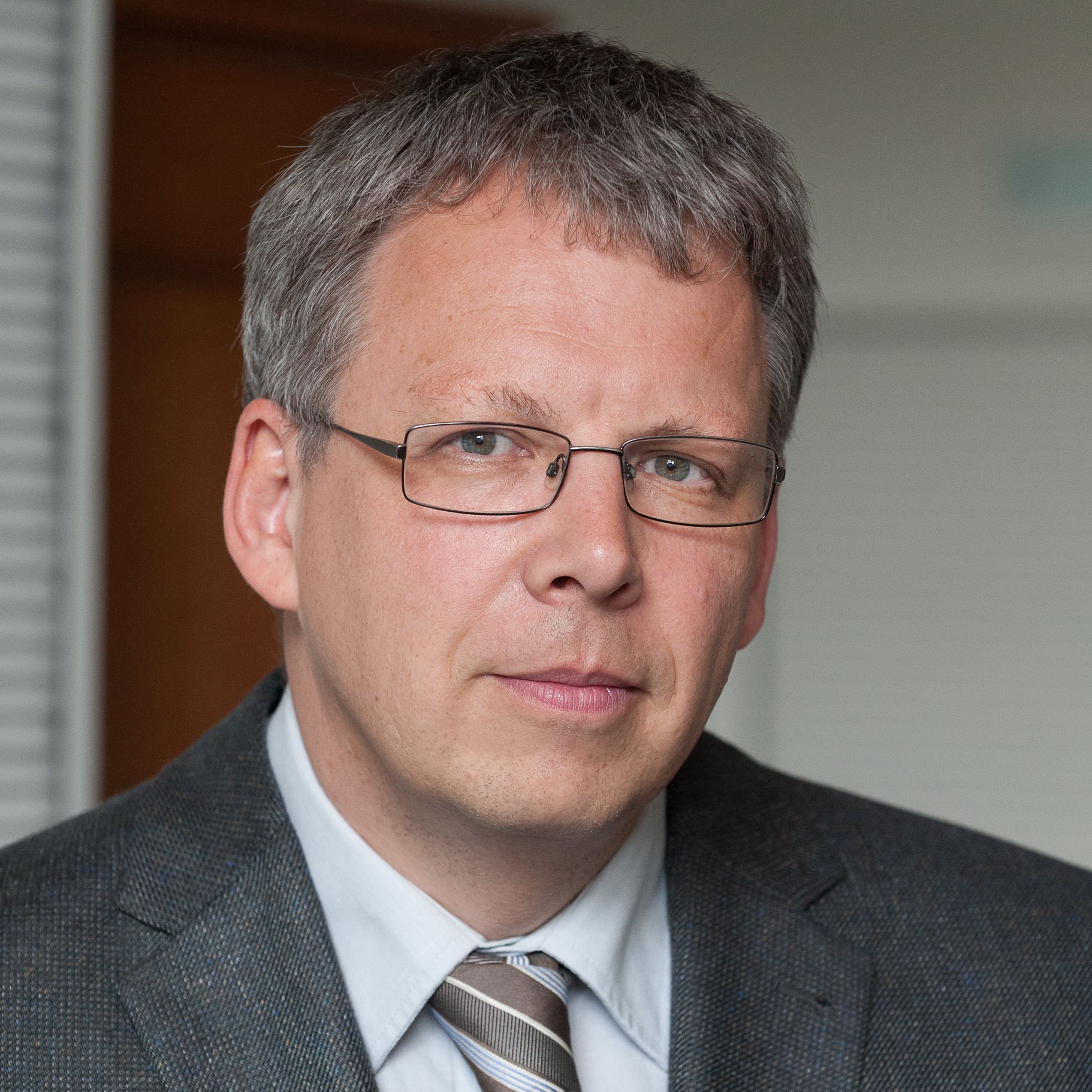 Prof. Dr. Bernhard Weisser